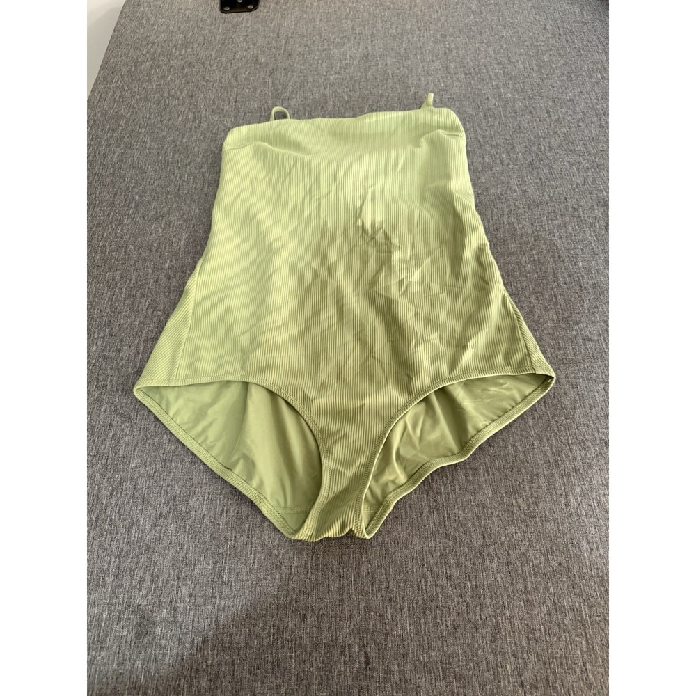 Lululemon Women's Ribbed One Piece Green Bathing Suit Sz 12